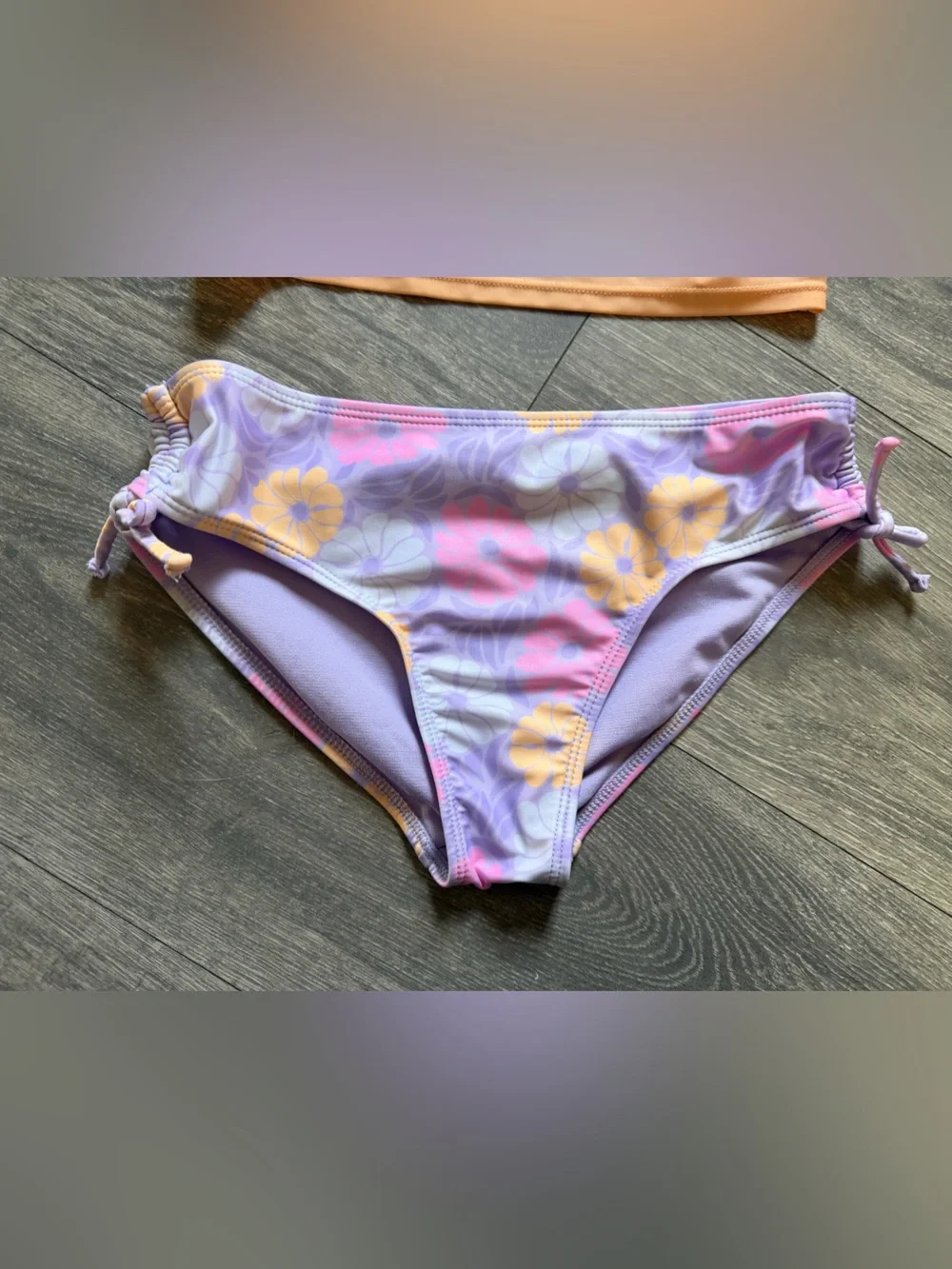 Wonder Nation Peach & Lavender Floral 'Peace' Rash Guard Swim Set. Size L 10-12